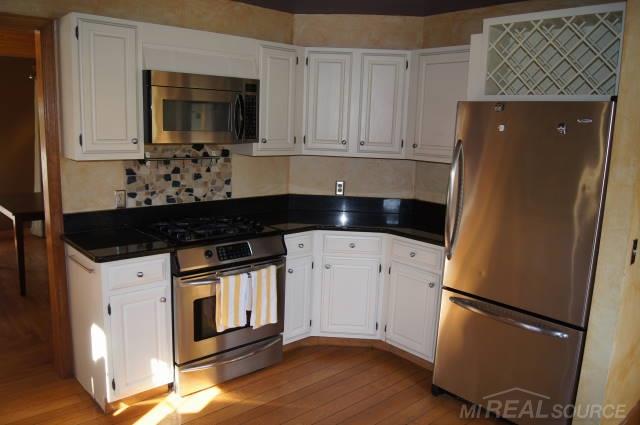 1609 Farnsworth Road Lapeer, MI 48446 - Photo 20 of 39