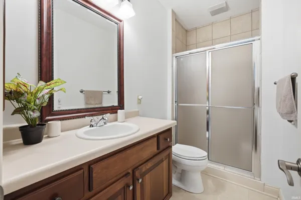 $439,900 | 12030 Sycamore Lakes Court, Fort Wayne, IN 46814