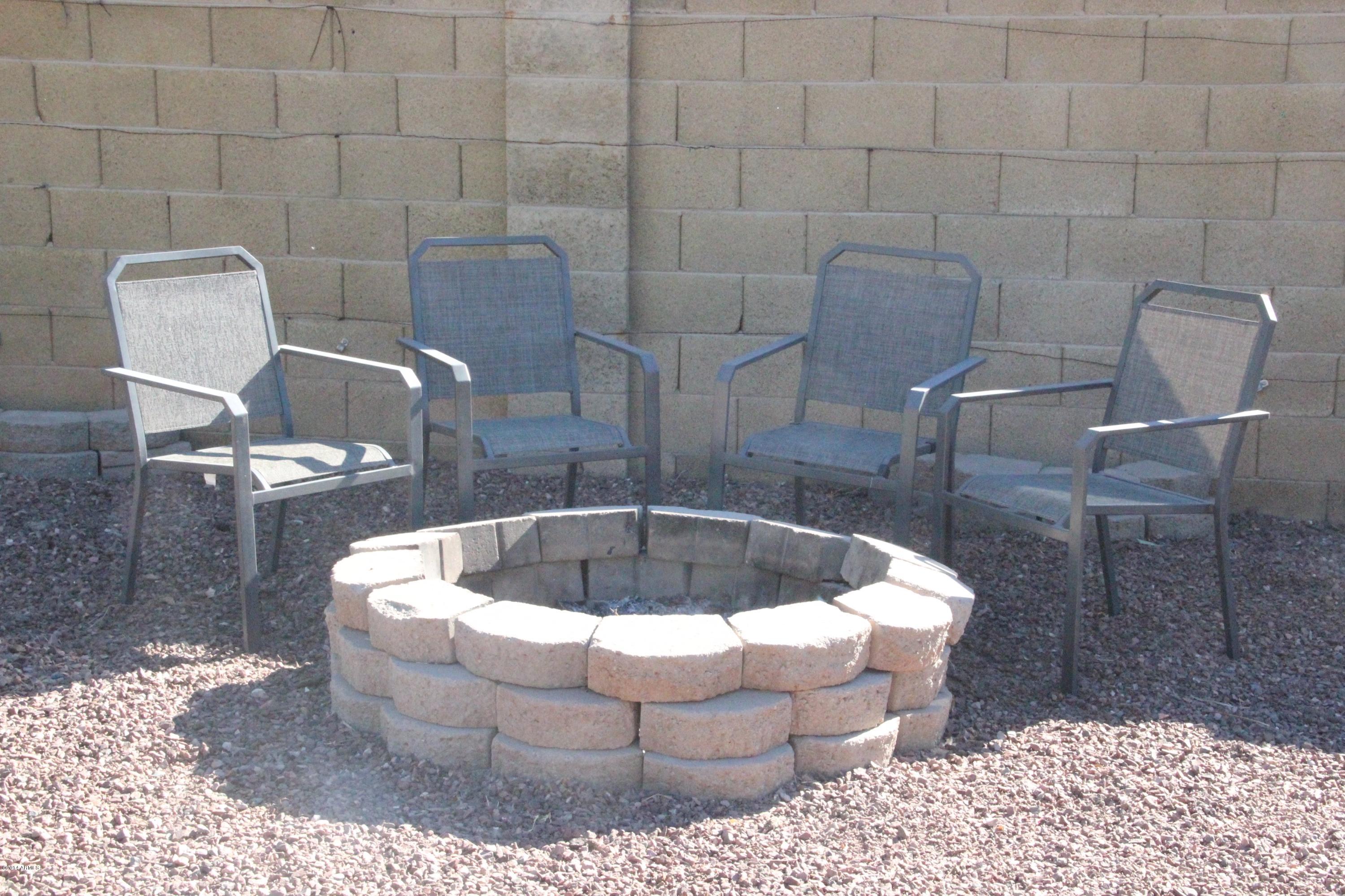 3915 West Calavar Road Phoenix, AZ 85053 - Photo 27 of 29 27-Firepit