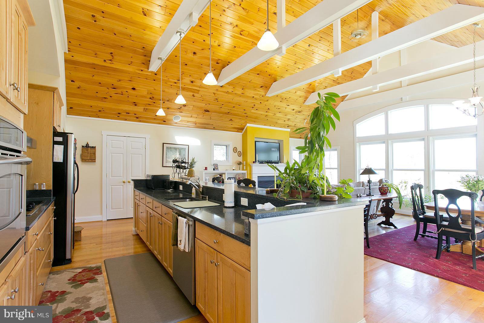 2841 Hunting Ridge Road Winchester, VA 22603 - Photo 4 of 26 Kitchen