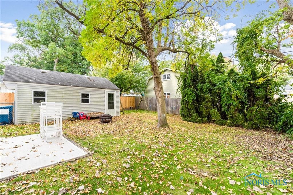 5541 Pawnee Road Toledo, OH 43613 - Photo 5 of 20 Gallery Image 5