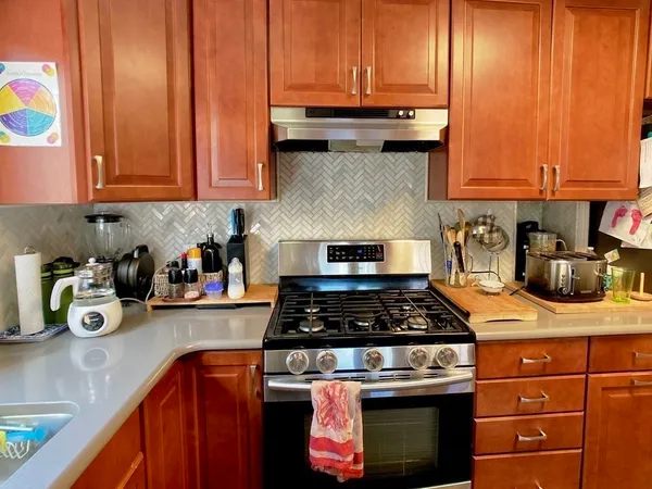 $3,100 | 124 Carlisle Street, Unit 1, Newton, MA 02459