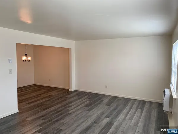 $2,200 | 60 D Hawthorne Avenue, Unit D), Park Ridge, NJ 07656