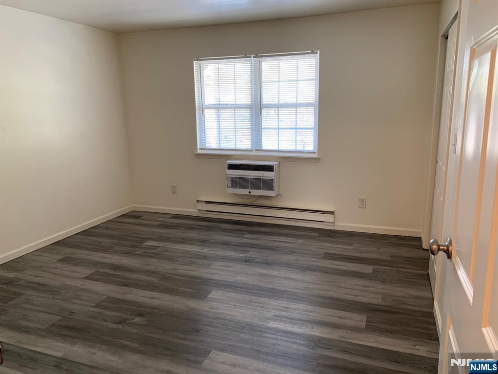 60 D Hawthorne Avenue, Unit D) Park Ridge, NJ 07656 - Photo 17 of 19