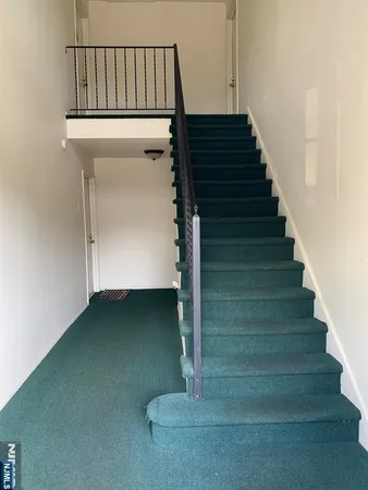 $2,200 | 60 D Hawthorne Avenue, Unit D), Park Ridge, NJ 07656