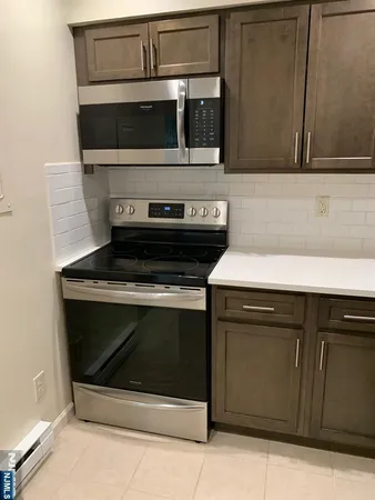 $2,200 | 60 D Hawthorne Avenue, Unit D), Park Ridge, NJ 07656
