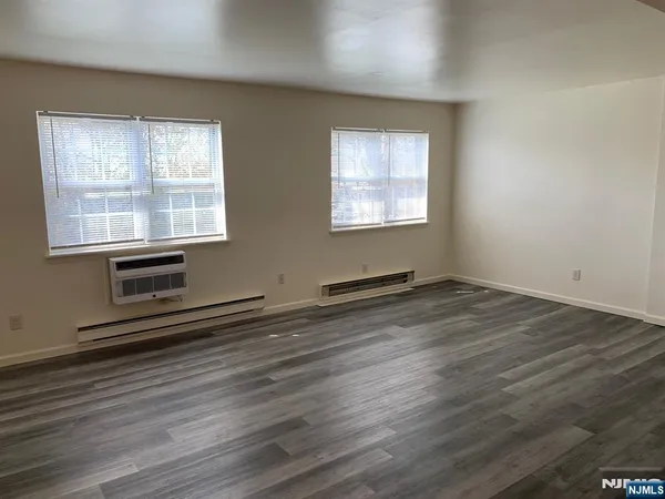 $2,200 | 60 D Hawthorne Avenue, Unit D), Park Ridge, NJ 07656