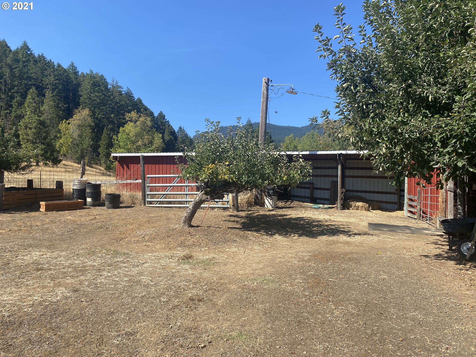 4816 Melqua Road Roseburg, OR 97471 - Photo 8 of 31 Gallery Image 8