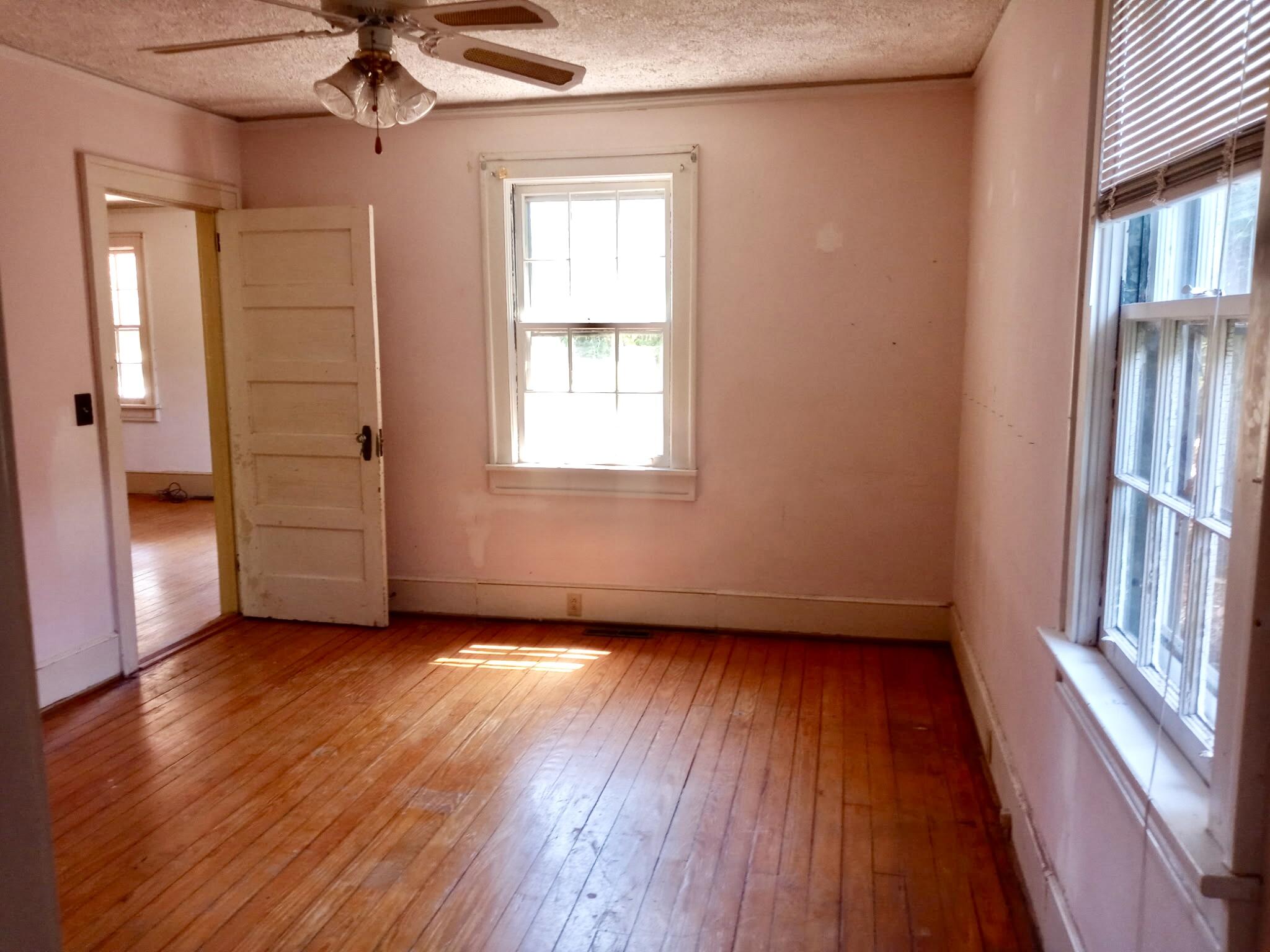 506 Roland Avenue Johnston, SC 29832 - Photo 10 of 25