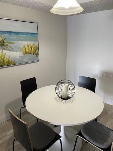 $1,800 | 2225 Holden Avenue, Unit 305, Orlando, FL 32839