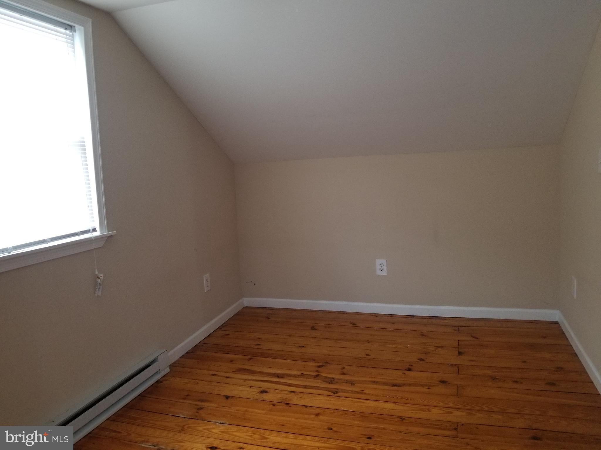 218 Marple Road Winchester, VA 22603 - Photo 17 of 20 Bedroom 3
