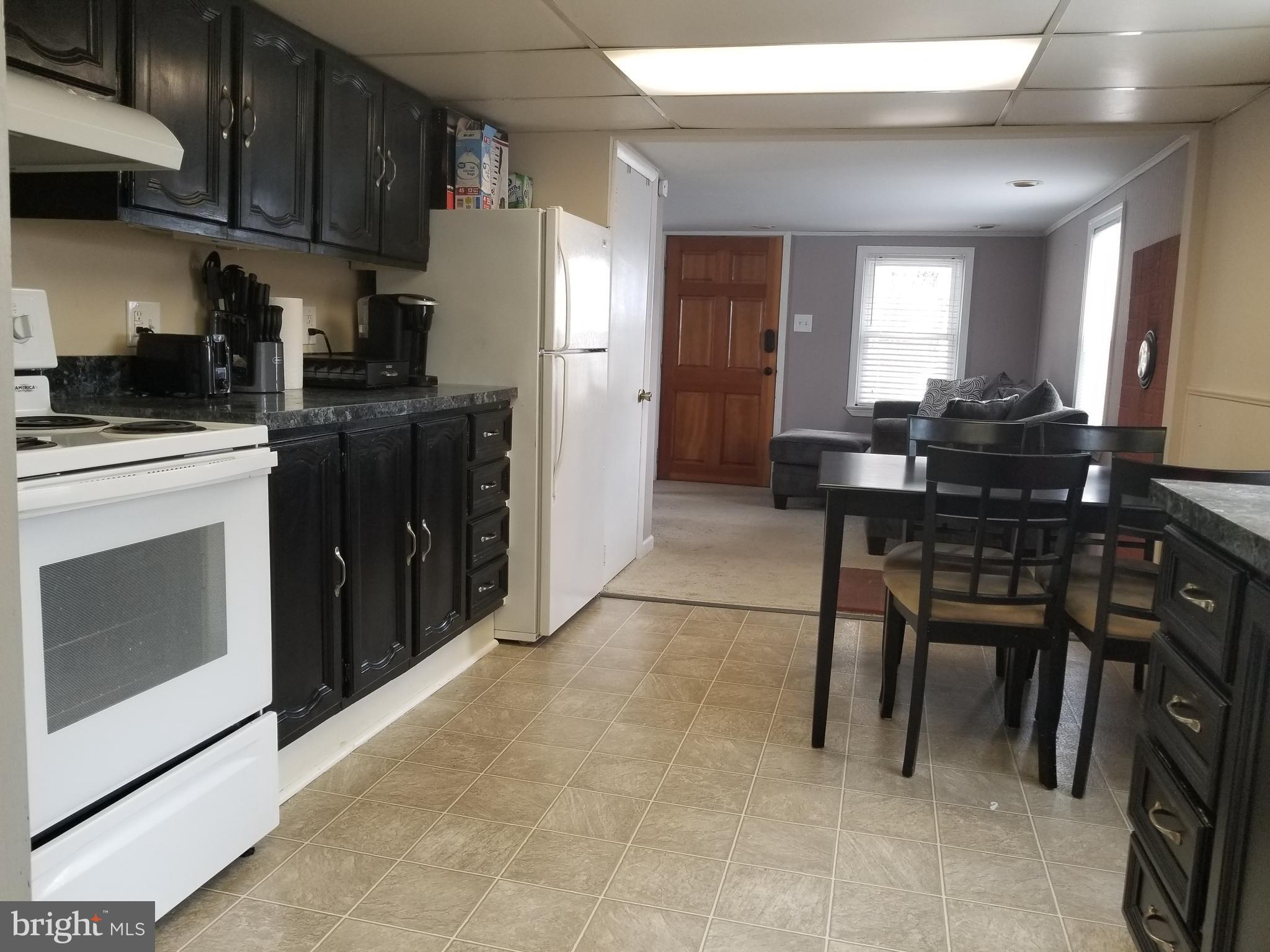 218 Marple Road Winchester, VA 22603 - Photo 8 of 20 Kitchen