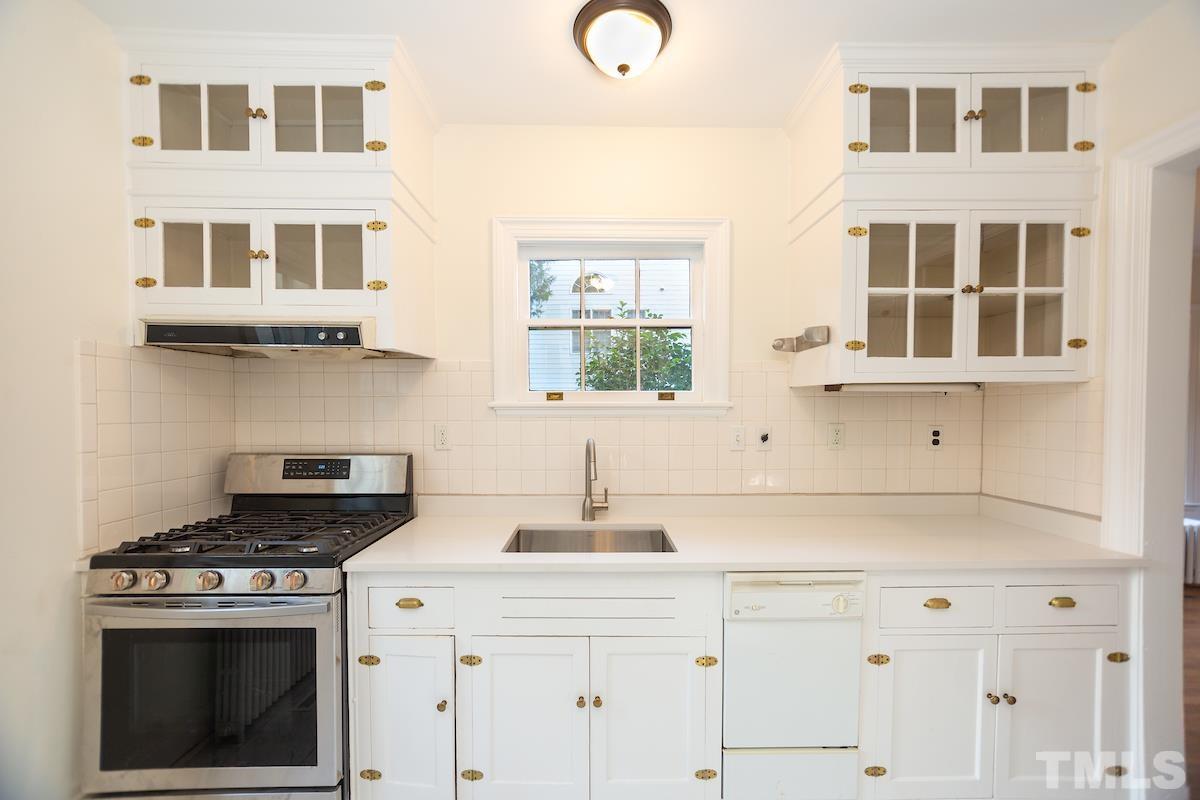 3406 Dover Road Durham, NC 27707 - Photo 16 of 28 Gallery Image 16