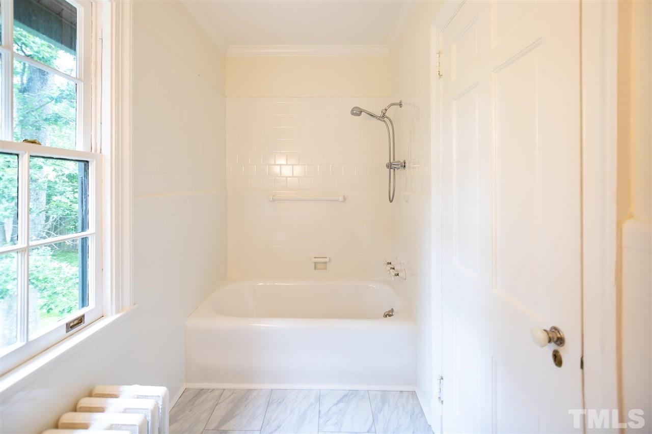 3406 Dover Road Durham, NC 27707 - Photo 27 of 28 Gallery Image 27