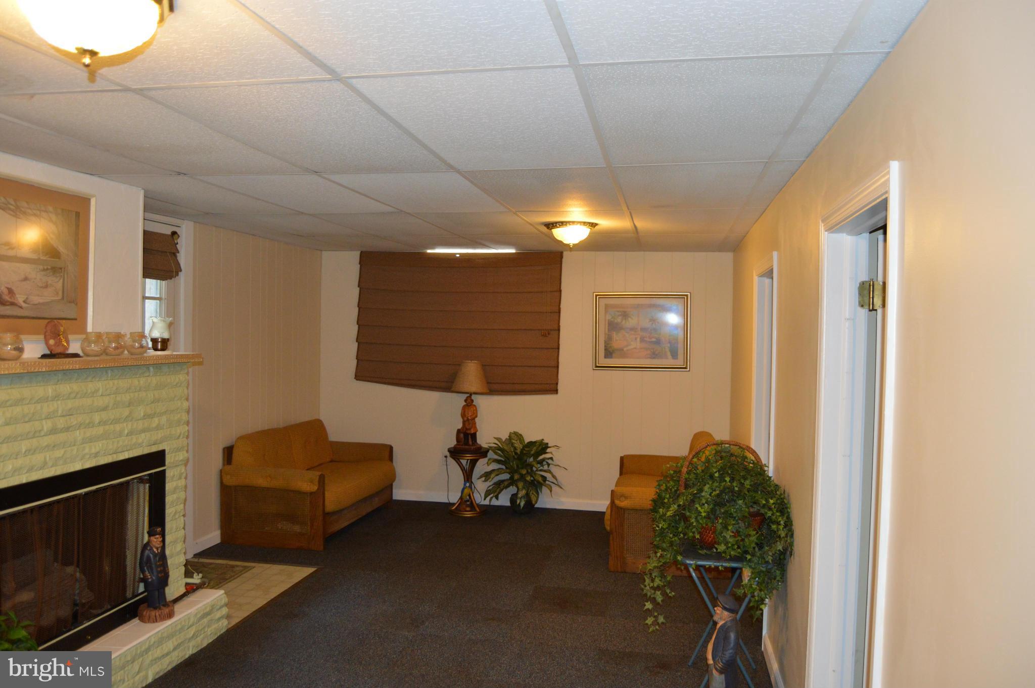 204 Harlem Road Pasadena, MD 21122 - Photo 14 of 20 Basement Family Room