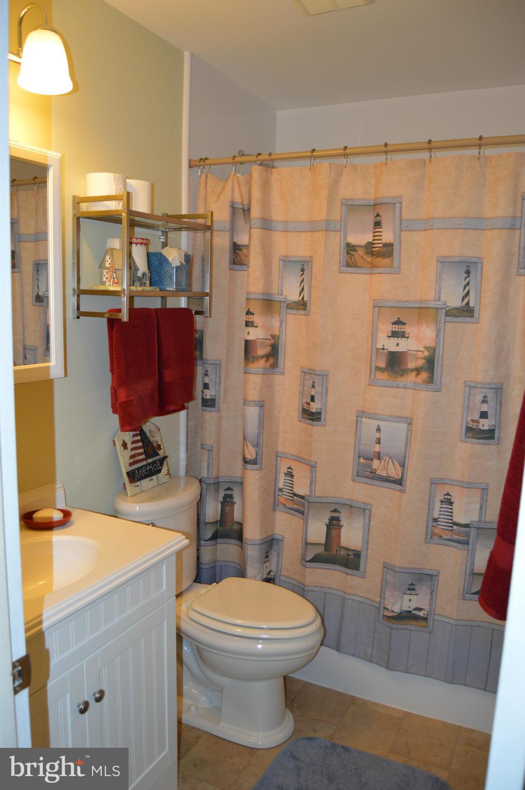 204 Harlem Road Pasadena, MD 21122 - Photo 9 of 20 Bath