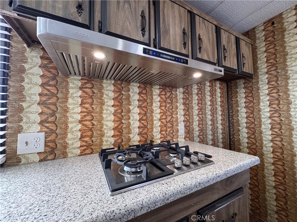 25544 Jasper Road Barstow, CA 92311 - Photo 10 of 61 Lights in the new hood