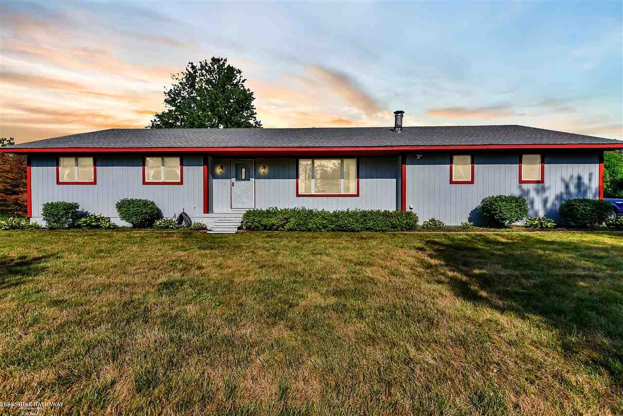 73040 Memphis Ridge Road Richmond, MI 48062 - Photo 3 of 31 50018337-2.JPG