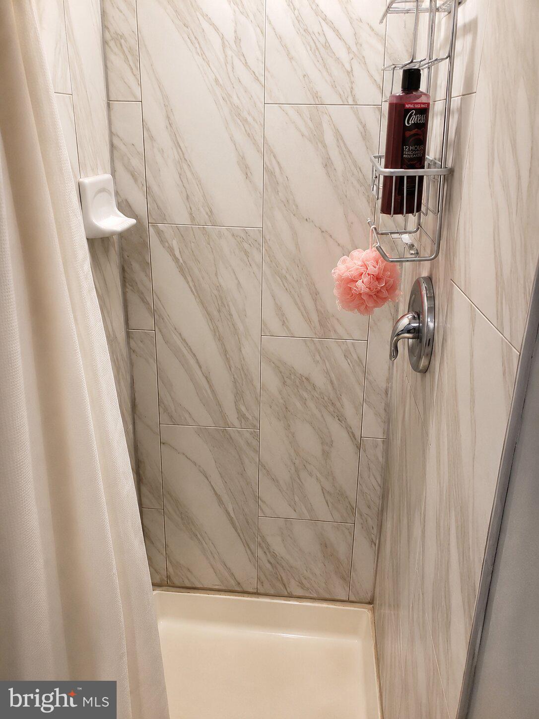 1224 Tasker Street, Unit 1R Philadelphia, PA 19148 - Photo 9 of 9