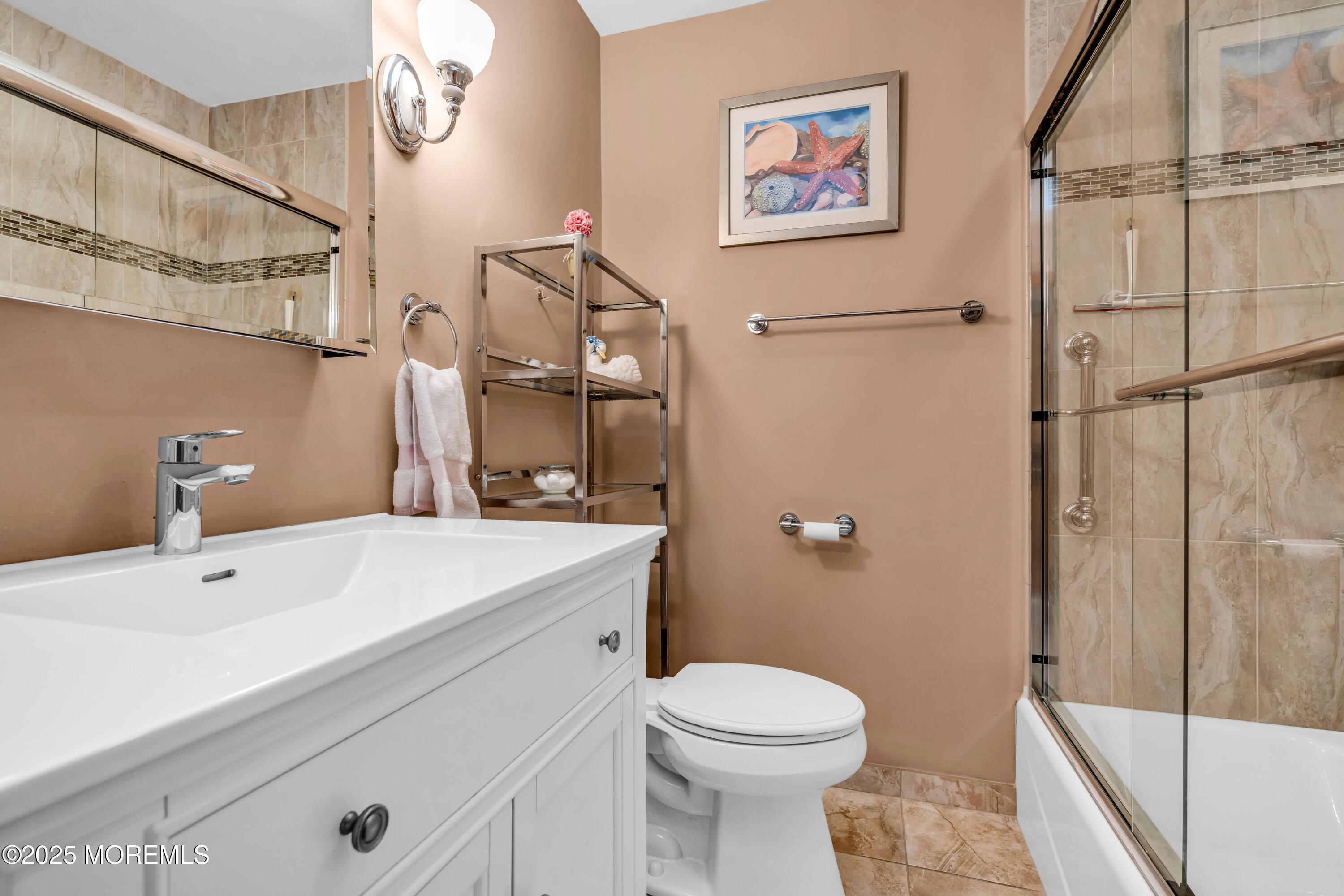 173 Rutledge Drive Red Bank, NJ 07701 - Photo 20 of 23 Main Bath