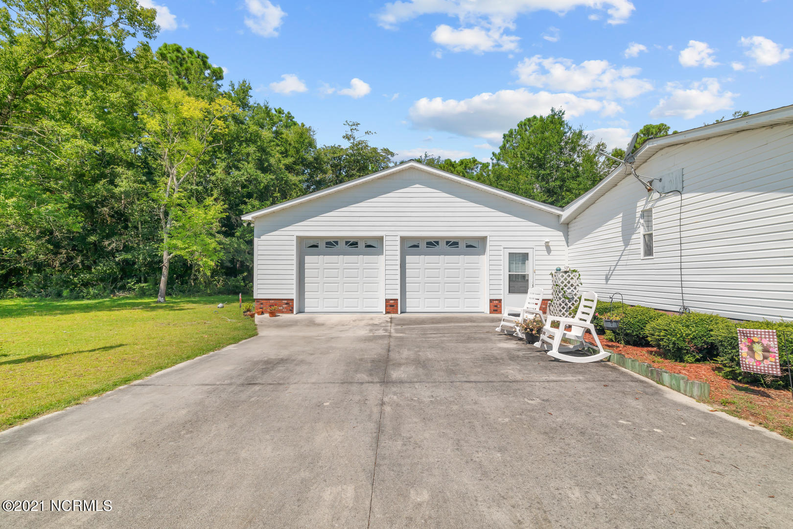 439 Peru Road Sneads Ferry, NC 28460 - Photo 4 of 36 4