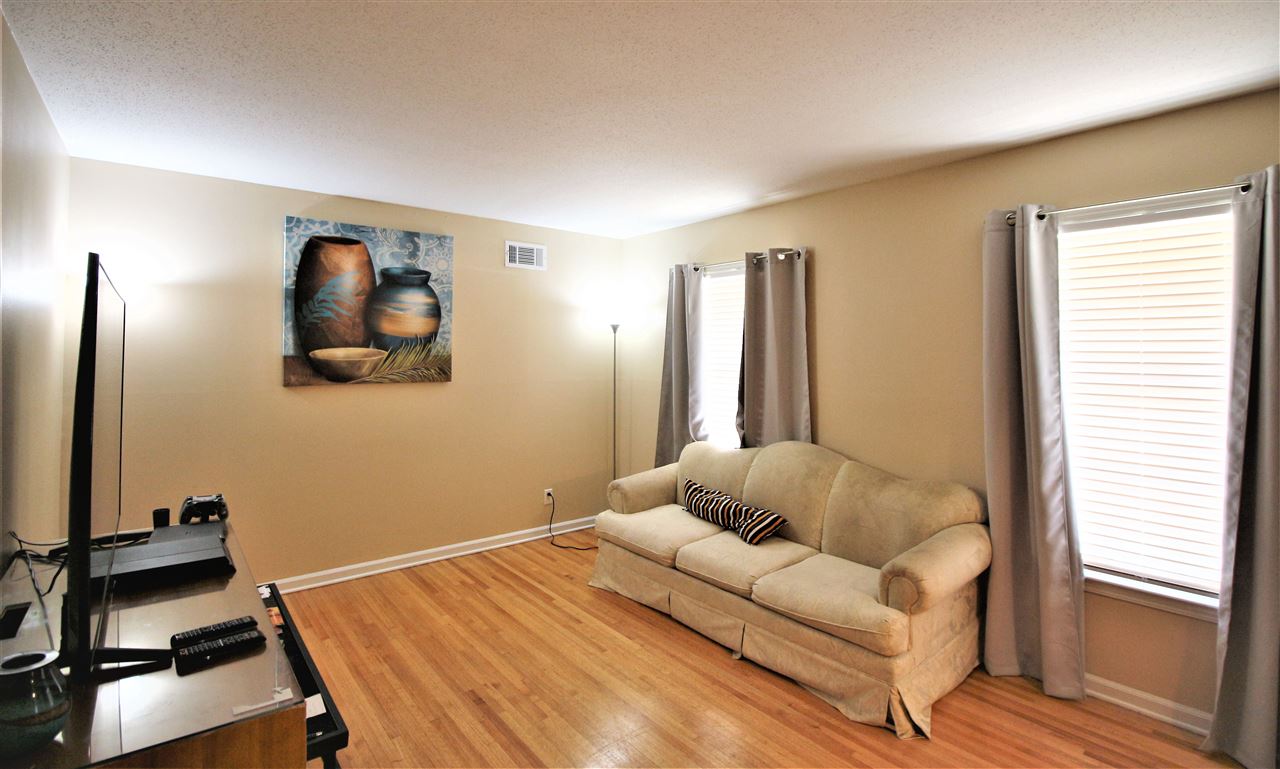 1318 East Holmes Road Memphis, TN 38116 - Photo 5 of 25 Gallery Image 5