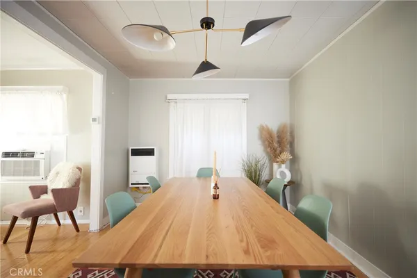 a bed room with a bed