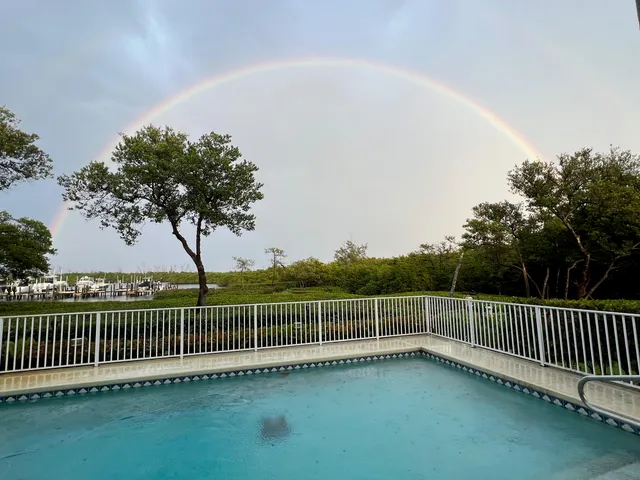 $1,990,000 | 8902 Southeast Marina Bay Drive, Hobe Sound, FL 33455