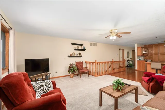 $270,000 | 200 North Cedar Street, Garnett, KS 66032