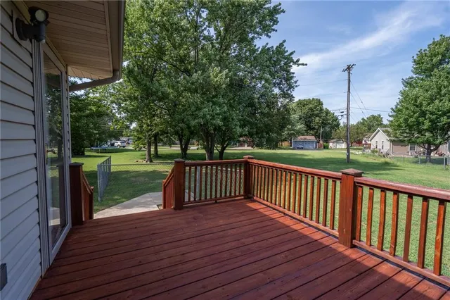 $270,000 | 200 North Cedar Street, Garnett, KS 66032