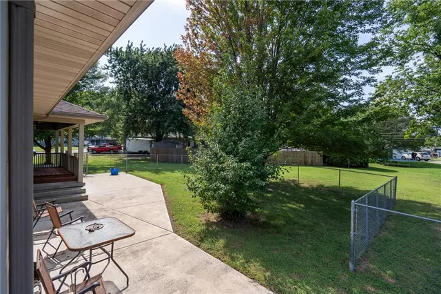 $270,000 | 200 North Cedar Street, Garnett, KS 66032