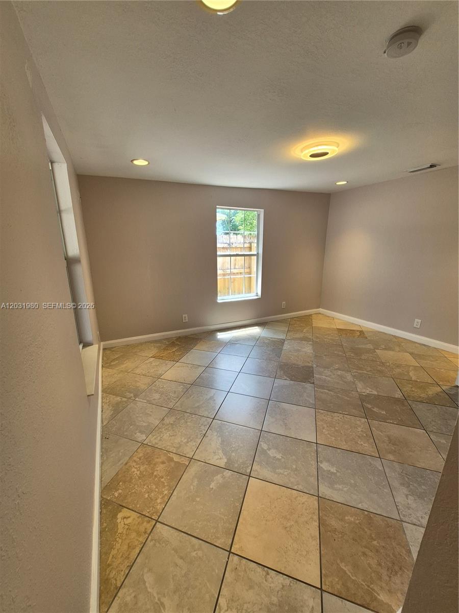 5653 Coconut Road West Palm Beach, FL 33413 - Photo 16 of 22