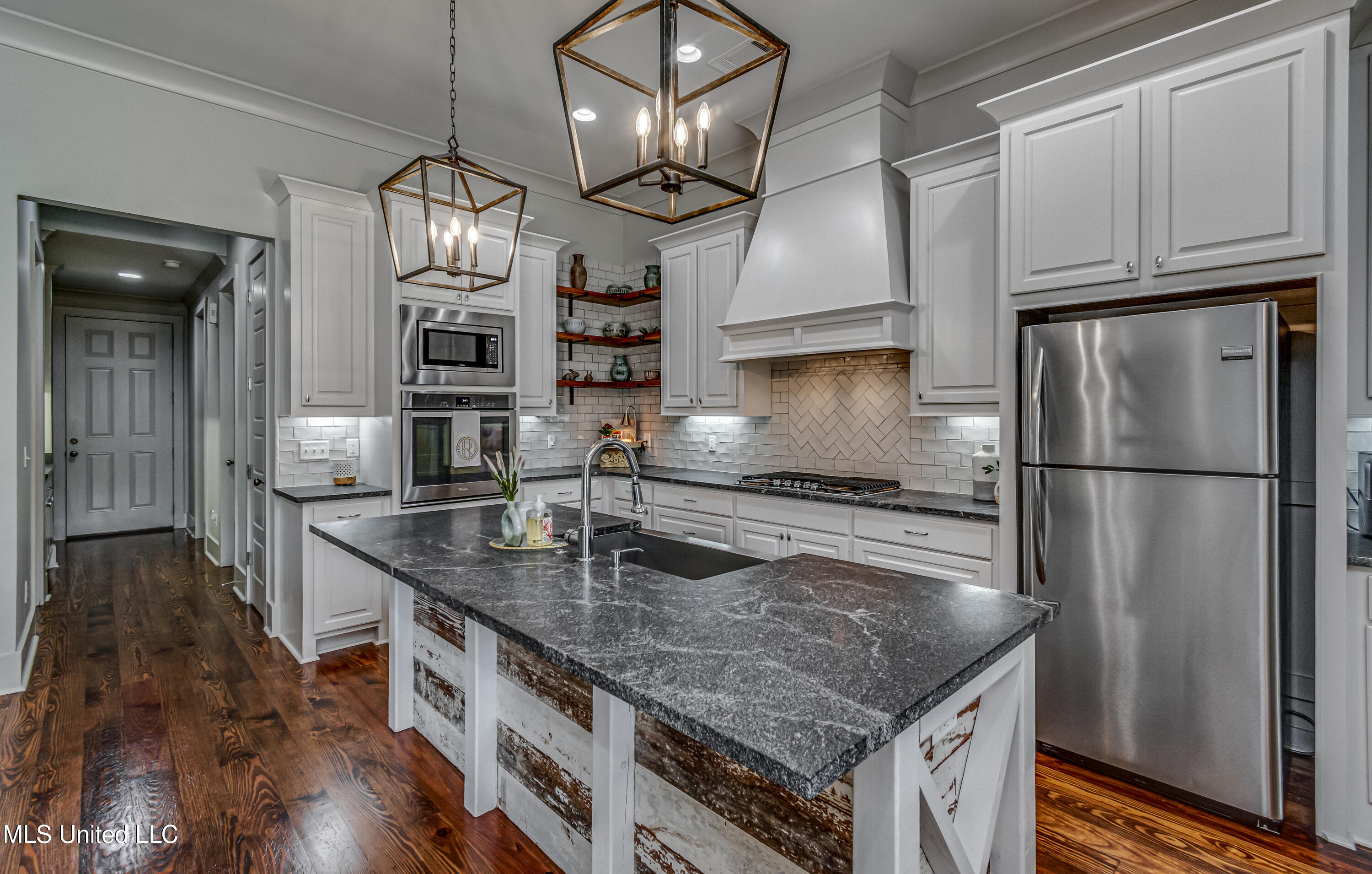 160 Grace Drive Flowood, MS 39232 - Photo 16 of 82 160 Grace Dr-29