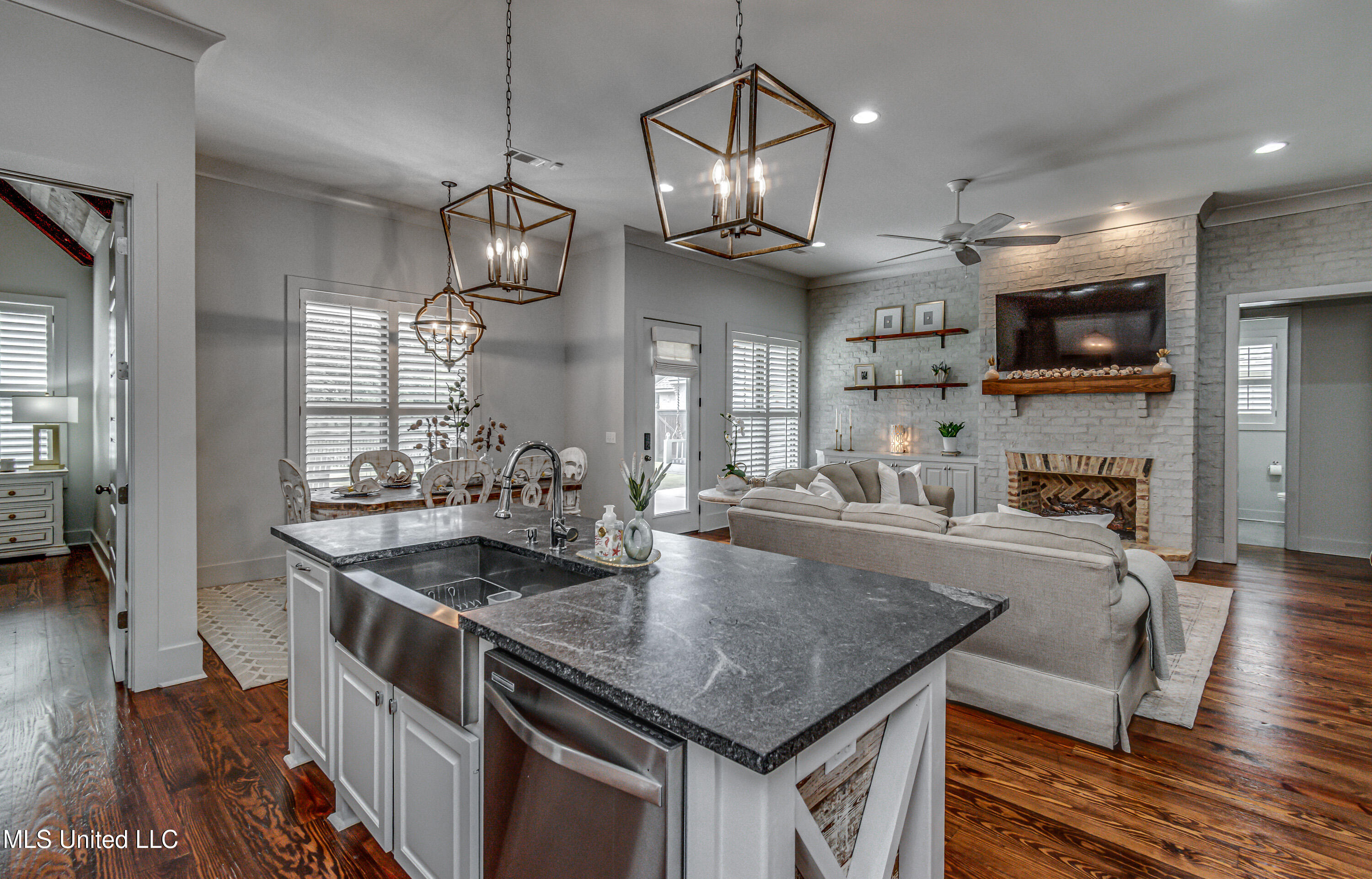 160 Grace Drive Flowood, MS 39232 - Photo 19 of 82 160 Grace Dr-27