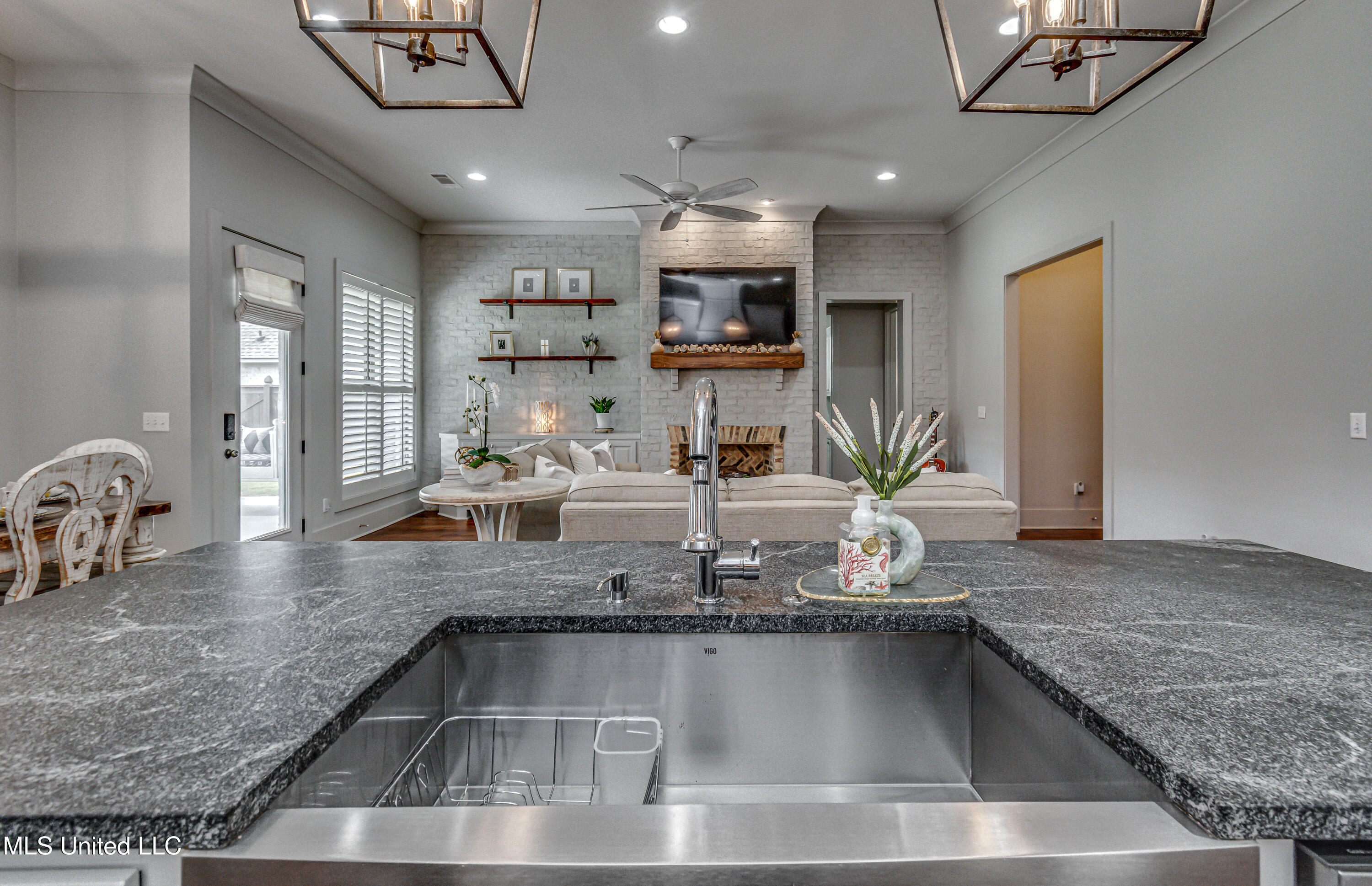 160 Grace Drive Flowood, MS 39232 - Photo 20 of 82 160 Grace Dr-31