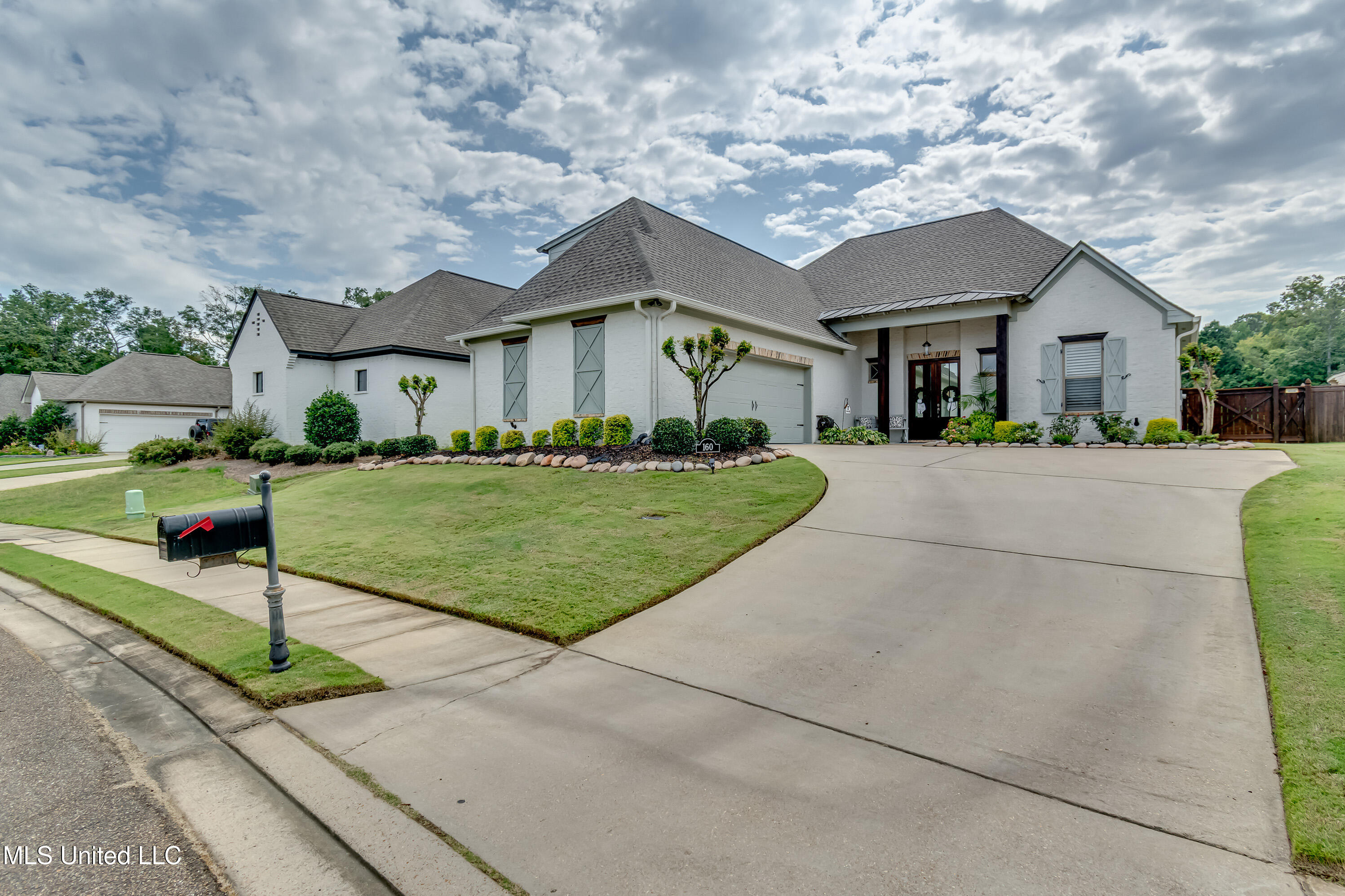 160 Grace Drive Flowood, MS 39232 - Photo 2 of 82 160 Grace Dr-4