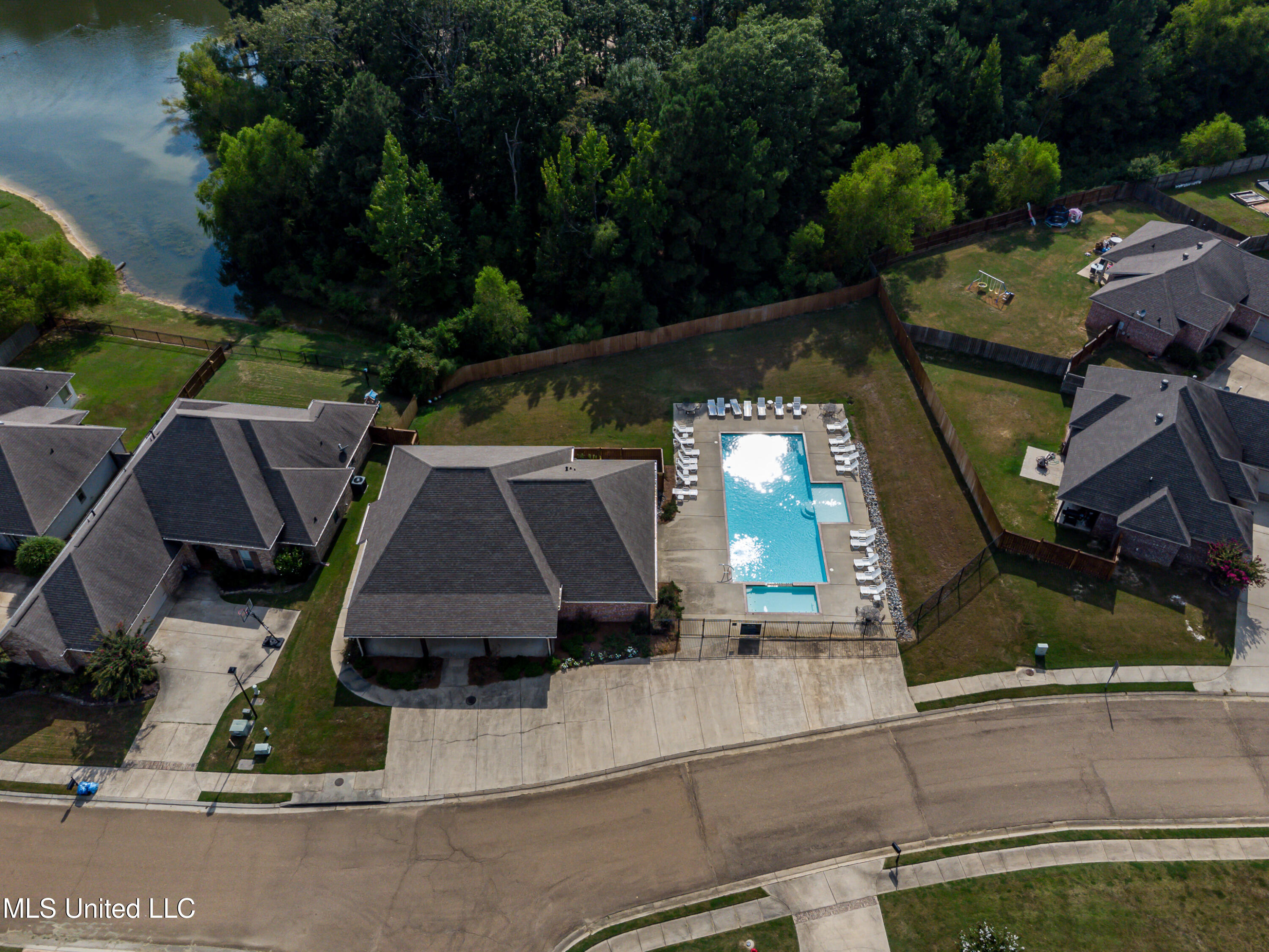 160 Grace Drive Flowood, MS 39232 - Photo 77 of 82 160 Grace Dr drone-14