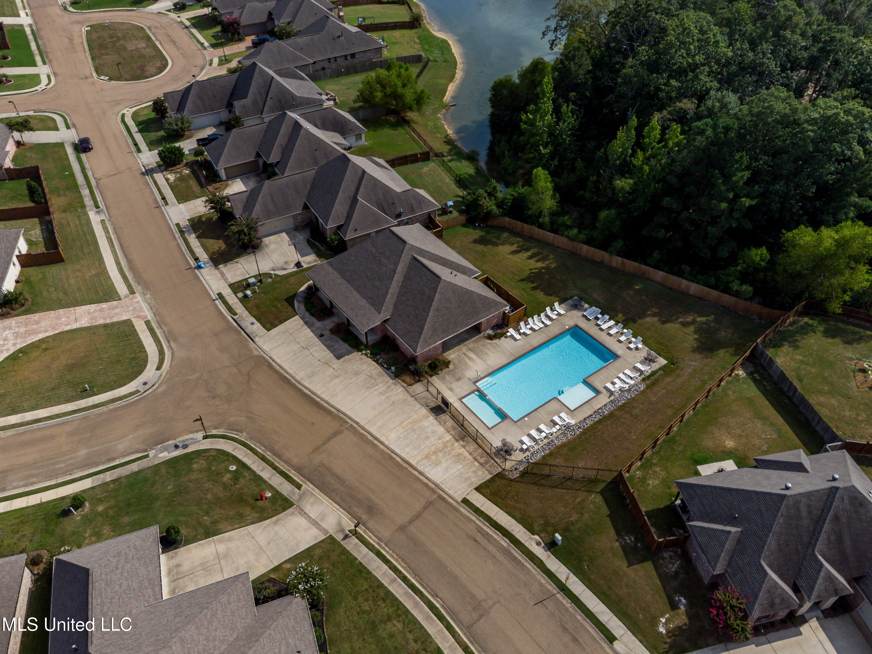 160 Grace Drive Flowood, MS 39232 - Photo 78 of 82 160 Grace Dr drone-15