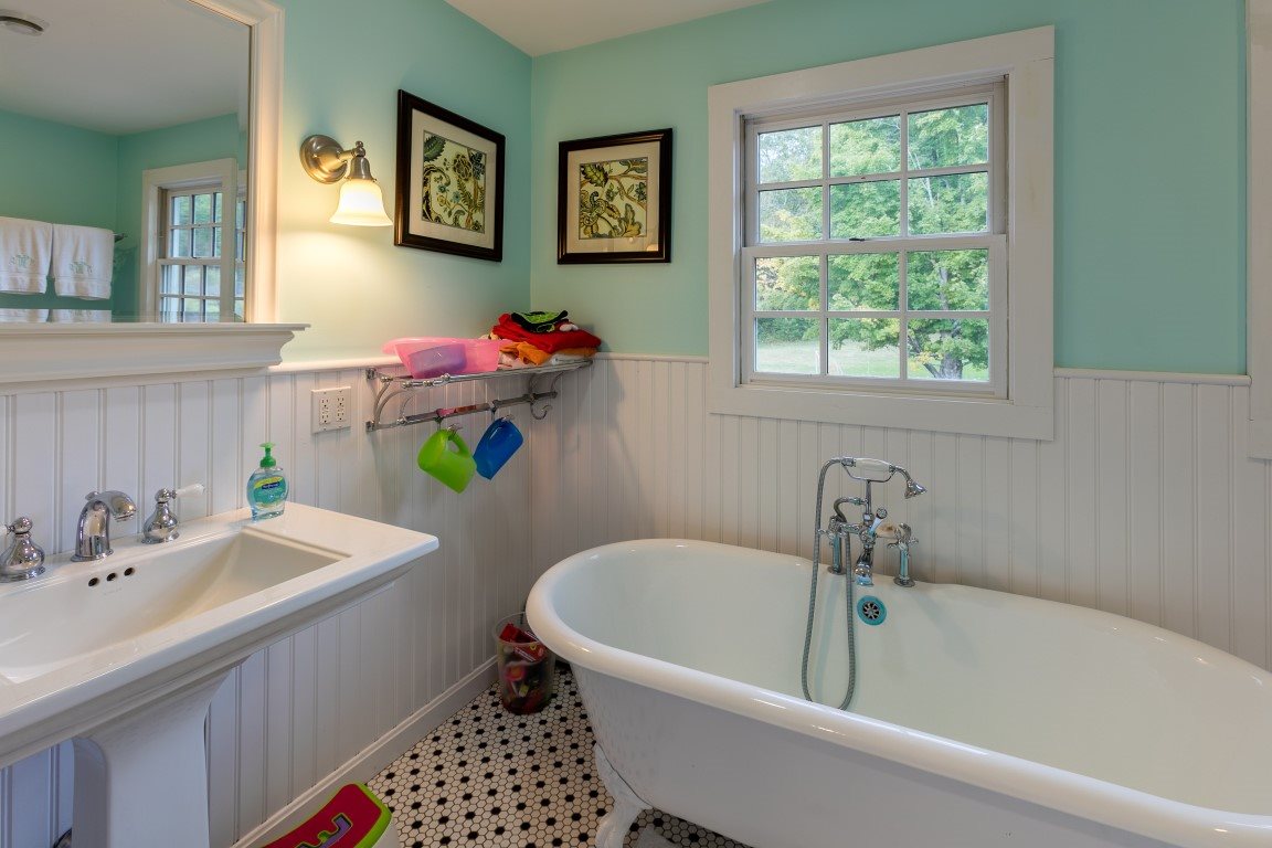 370 Hanover Center Road Hanover, NH 03750 - Photo 22 of 34
