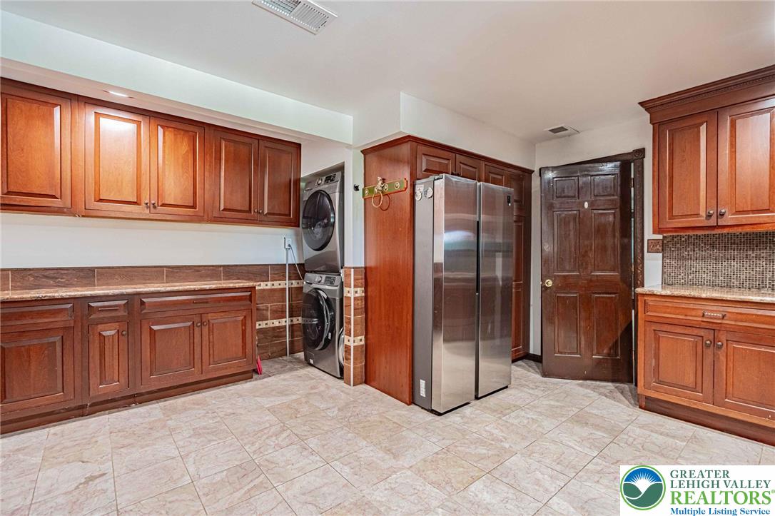 3609 Windy Road Orefield, PA 18069 - Photo 20 of 97