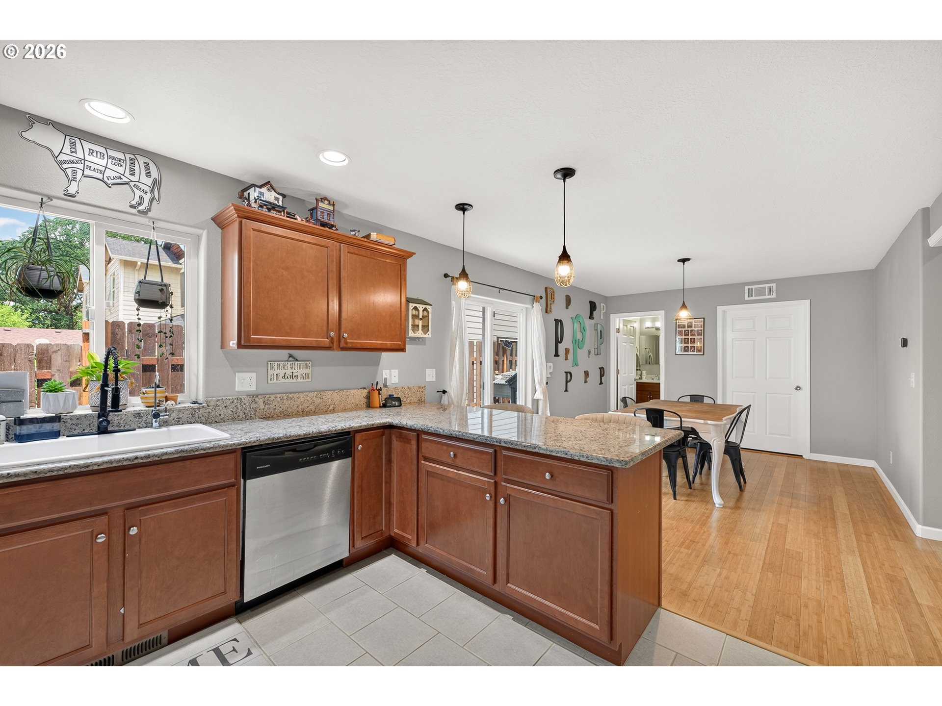 408 Sunset Court Amity, OR 97101 - Photo 15 of 37