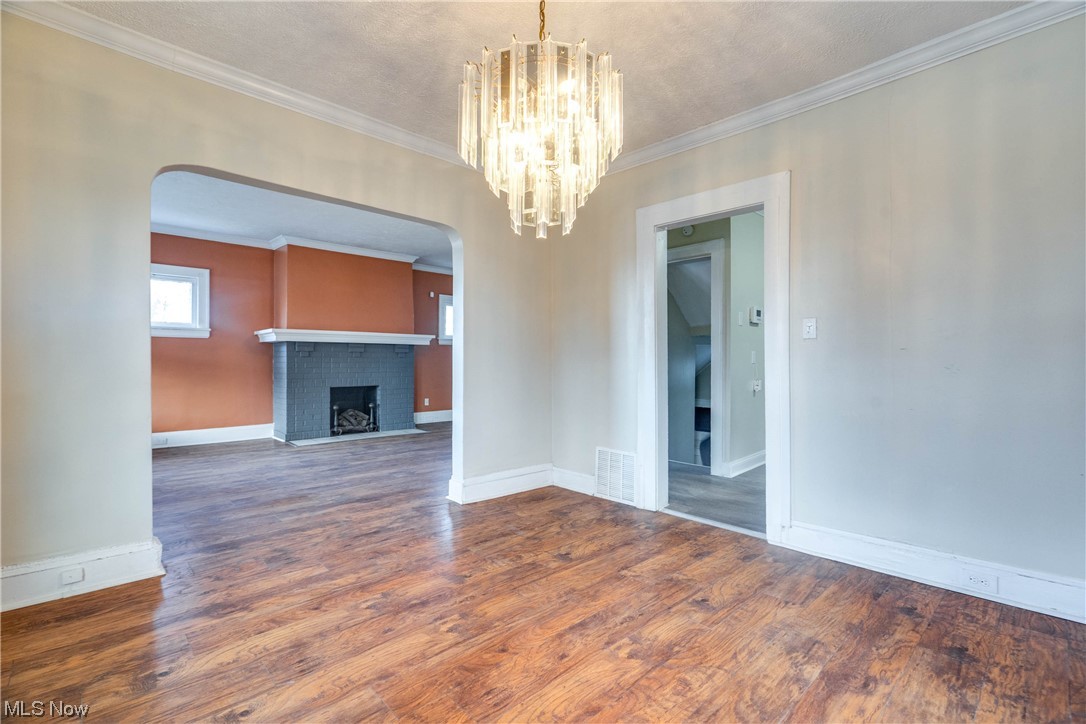 3545 Pennington Road Cleveland, OH 44120 - Photo 6 of 32