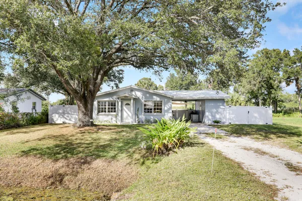 $246,000 | 1002 Northwest 7th Street, Okeechobee, FL 34972