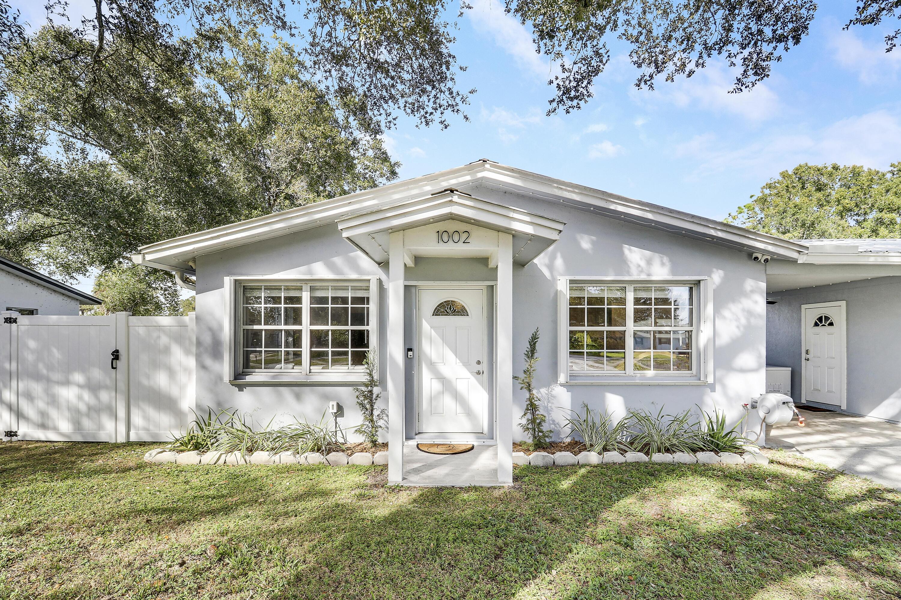 1002 Northwest 7th Street Okeechobee, FL 34972 - Photo 27 of 29 House1-27