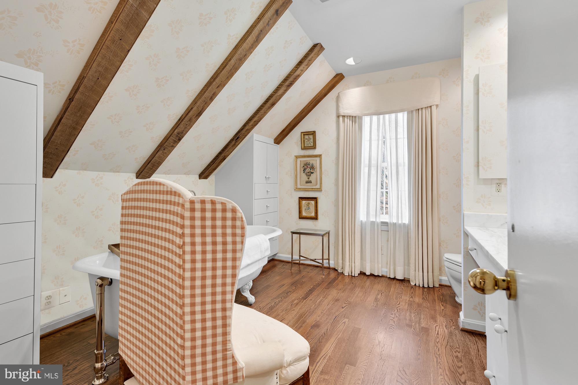 10004 Iron Gate Road Potomac, MD 20854 - Photo 32 of 45 Primary Bathroom 2