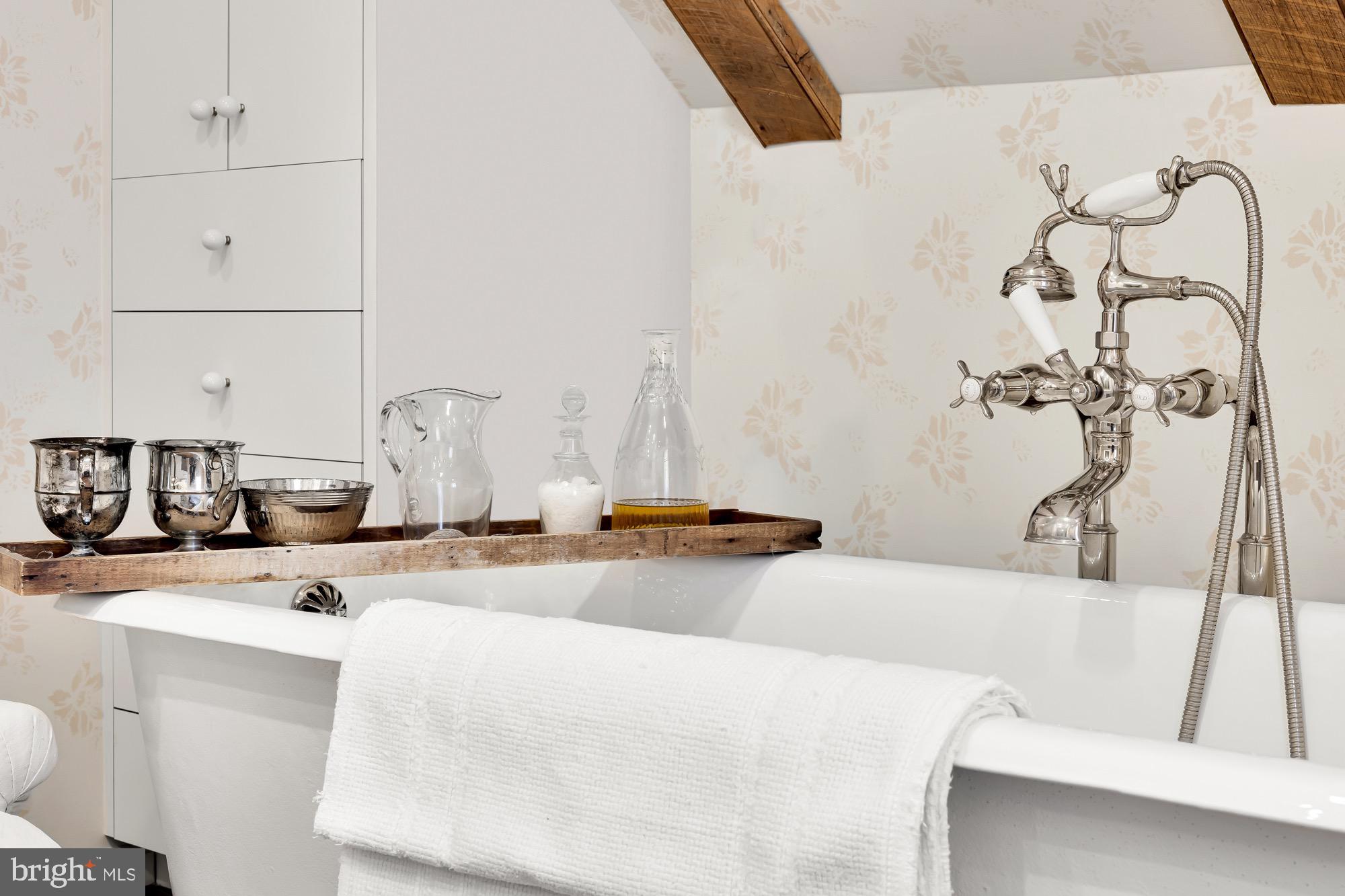 10004 Iron Gate Road Potomac, MD 20854 - Photo 34 of 45 Primary Bathroom 2