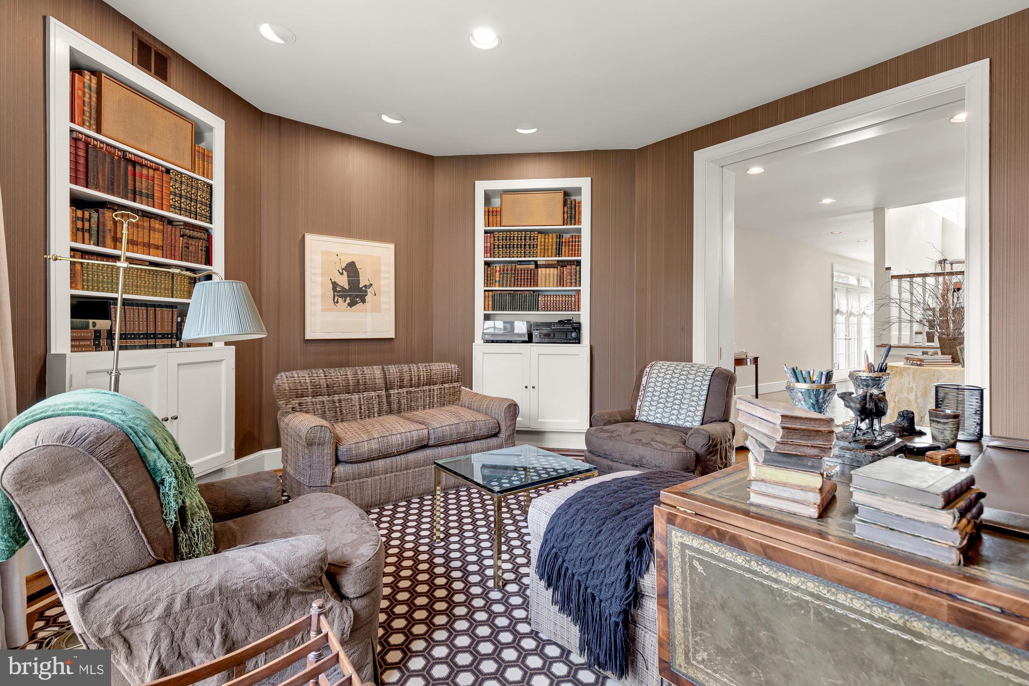 10004 Iron Gate Road Potomac, MD 20854 - Photo 10 of 45 Study