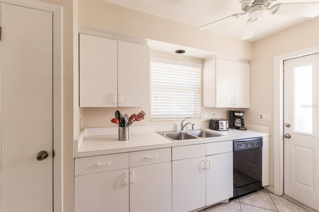 6020 Midnight Pass Road, Unit 61 Sarasota, FL 34242 - Photo 13 of 13