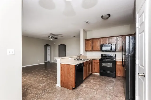 $1,845 | 213 Kennedy Drive, Crowley, TX 76036