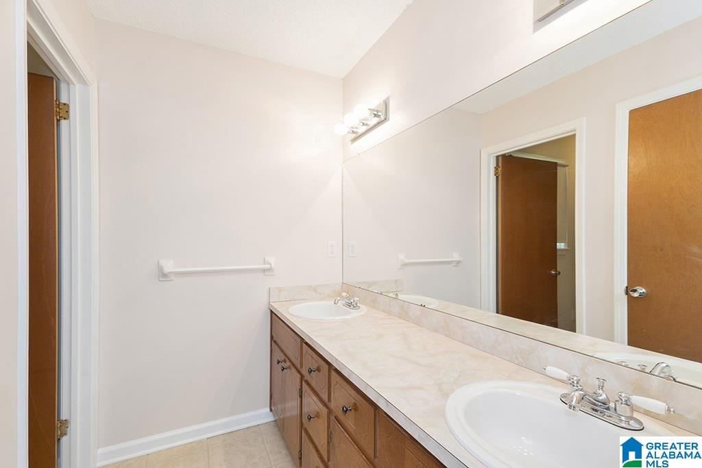 2138 Sandlin Road Birmingham, AL 35235 - Photo 9 of 19